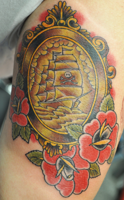 Pirate ship and roses in a cute little frame 